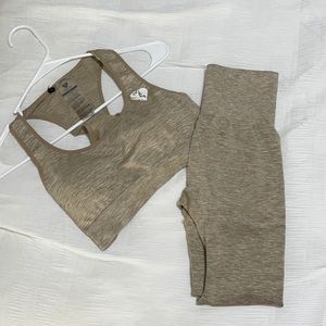 Women’s best small set